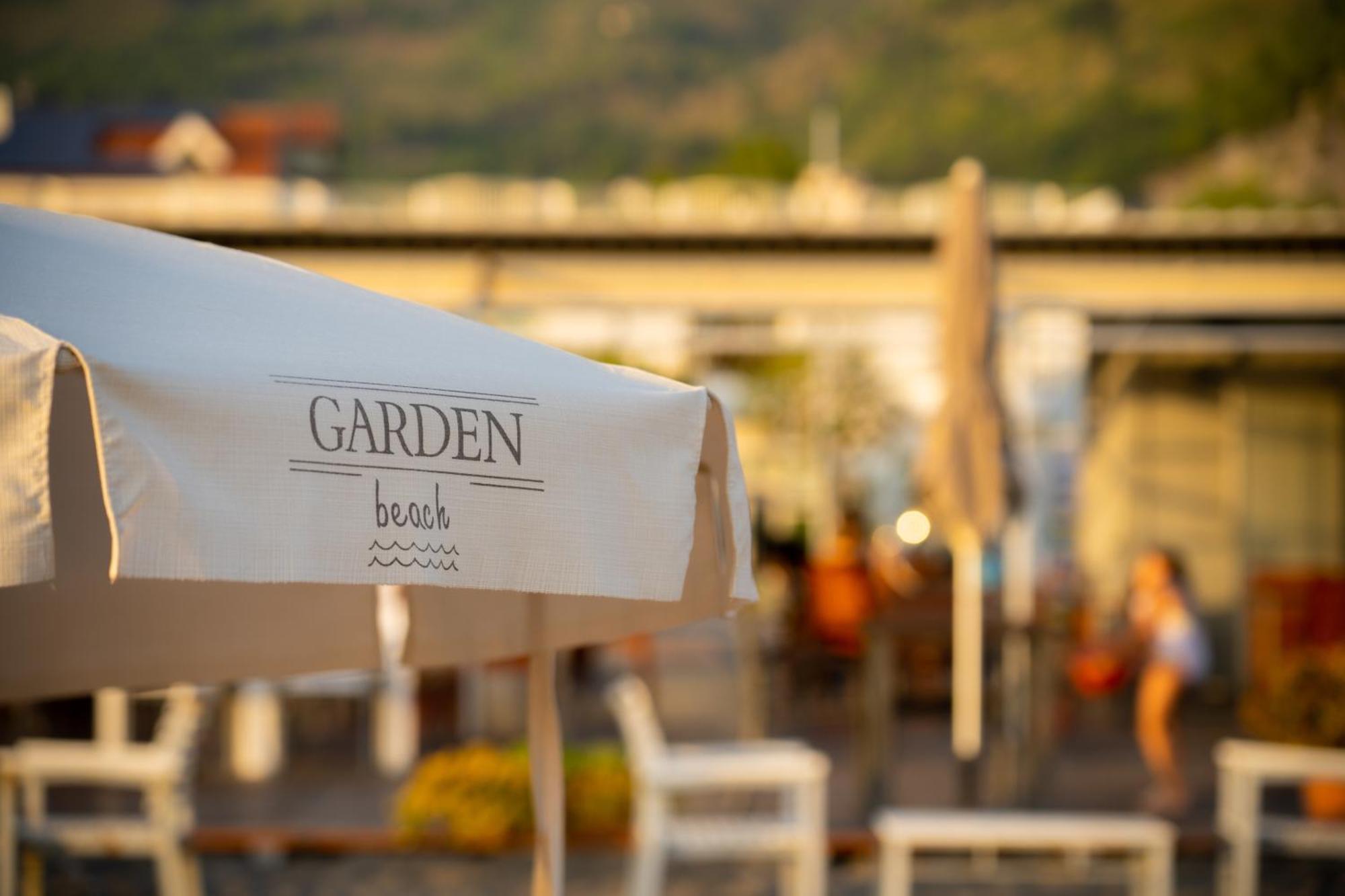 Hotel Garden 프라이아 아 마레 외부 사진